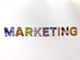 Traditional Marketing vs. Digital Marketing
